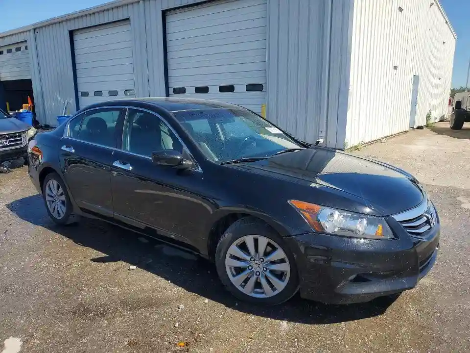 1HGCP3F81CA042071 2012 HONDA ACCORD-3