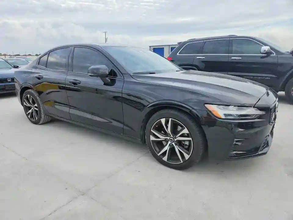7JRL12FL9RG314596 2024 VOLVO S60-3