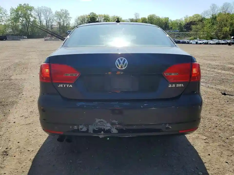 3VWLZ7AJ3BM105115 2011 VOLKSWAGEN JETTA-5