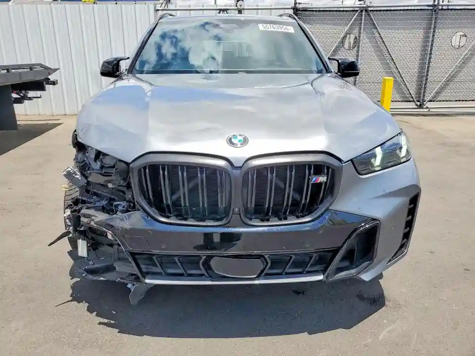 5UX33EU05R9T26024 2024 BMW X5-4