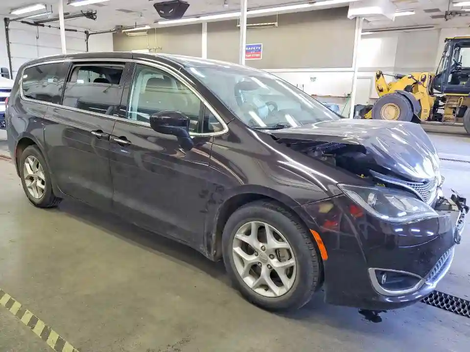 2C4RC1BG2HR833234 2017 CHRYSLER PACIFICA-3
