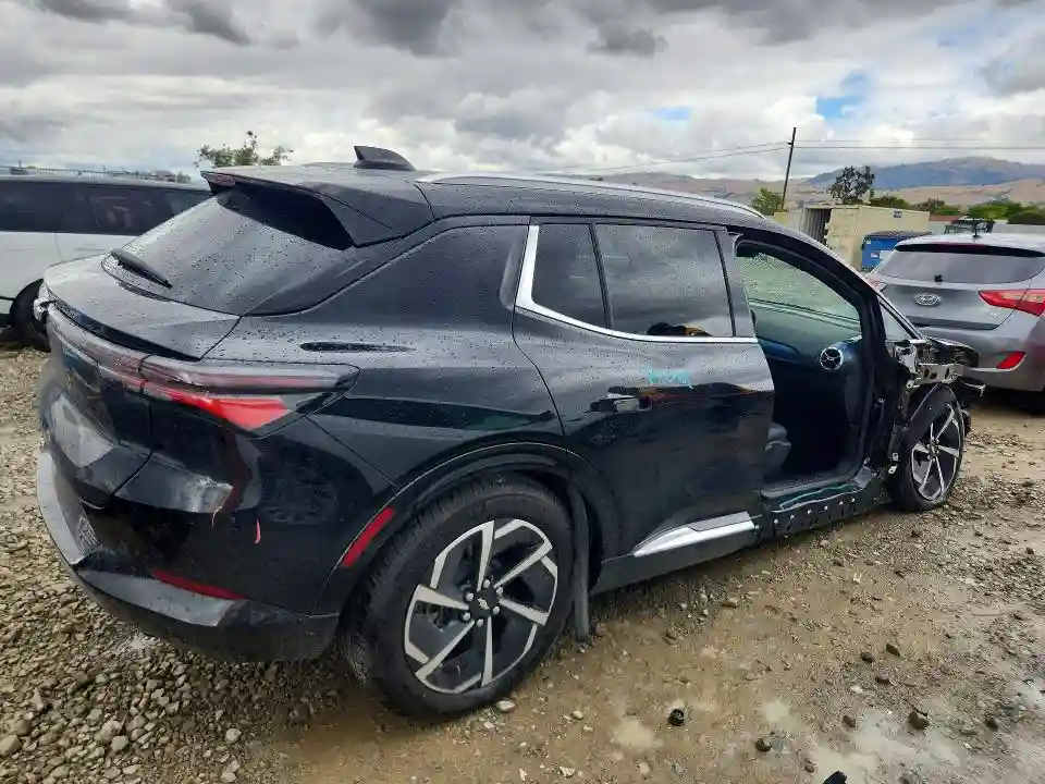 3GN7DLRRXRS271070 2024 CHEVROLET EQUINOX-2