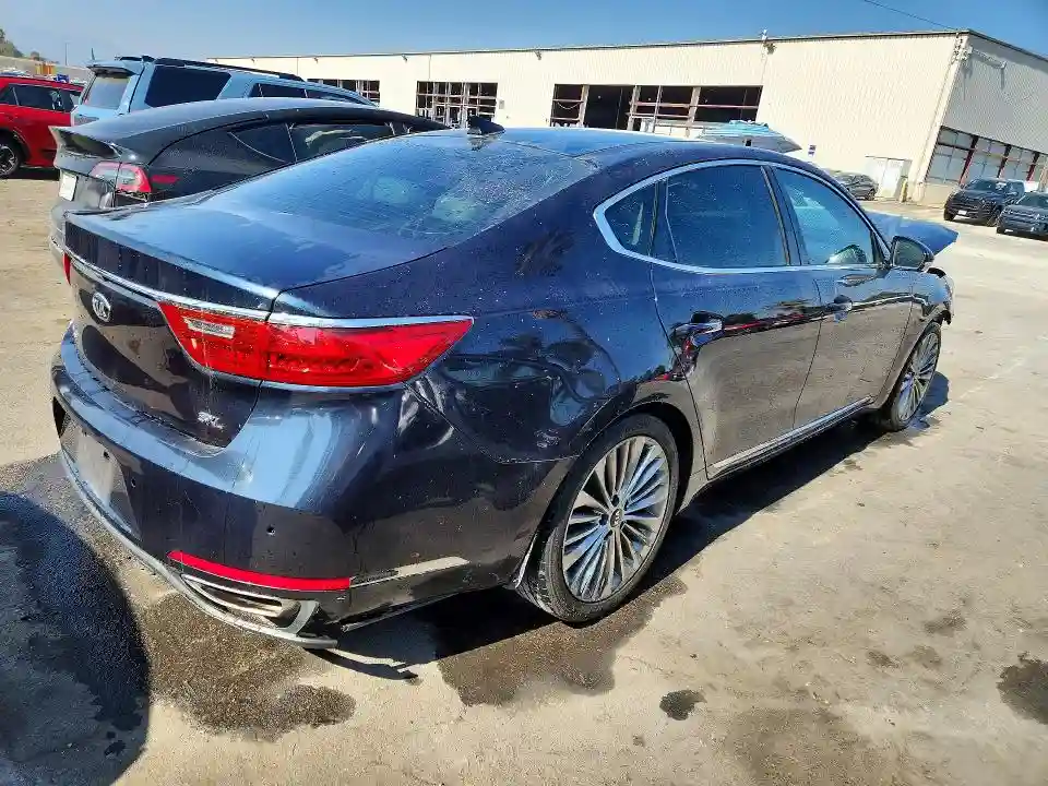 KNALC4J14J5104852 2018 KIA CADENZA-2