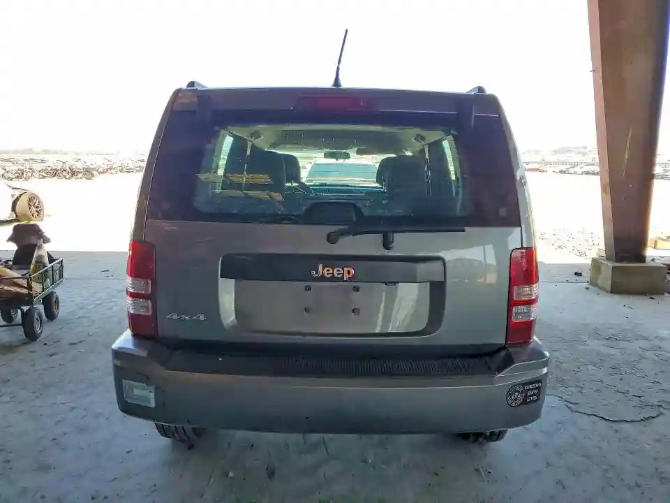 1C4PJMAK2CW183552 2012 JEEP LIBERTY-5