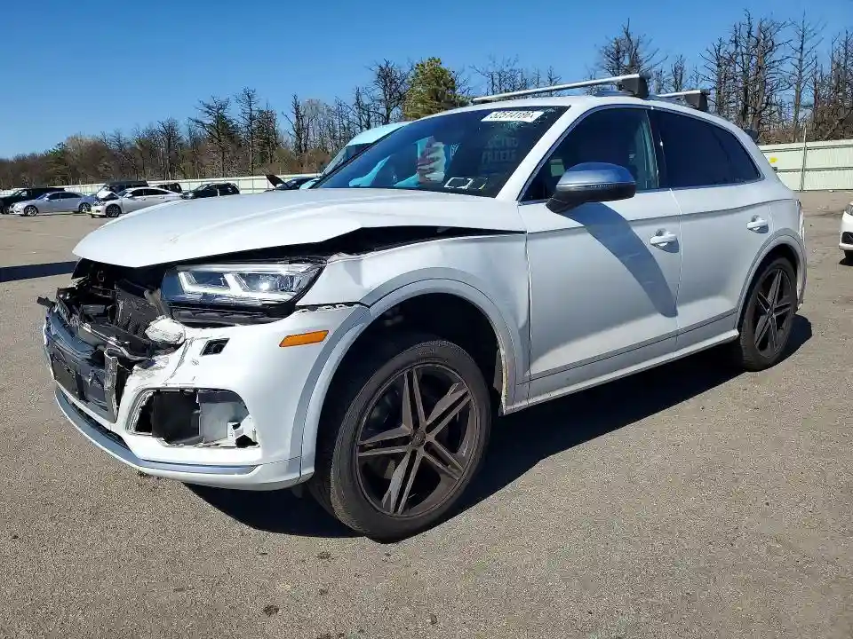 WA1B4AFY8K2100137 2019 AUDI SQ5-0