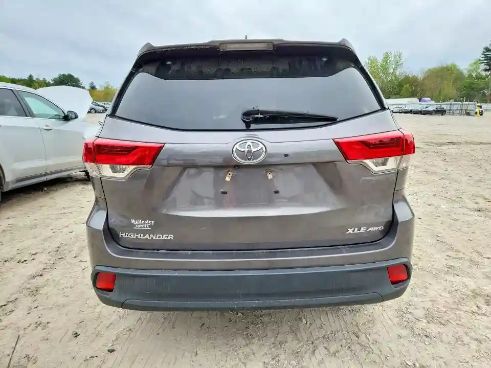 5TDJZRFH3HS381945 2017 TOYOTA HIGHLANDER-5