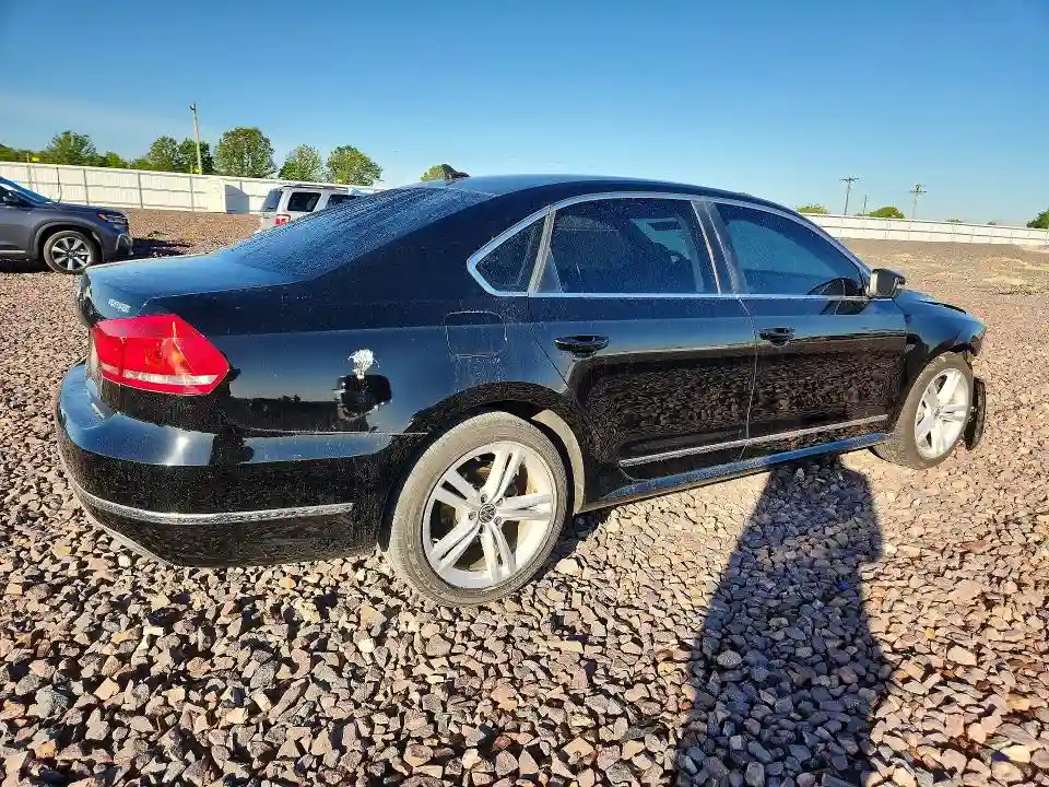 1VWCN7A32DC001622 2013 VOLKSWAGEN PASSAT-2