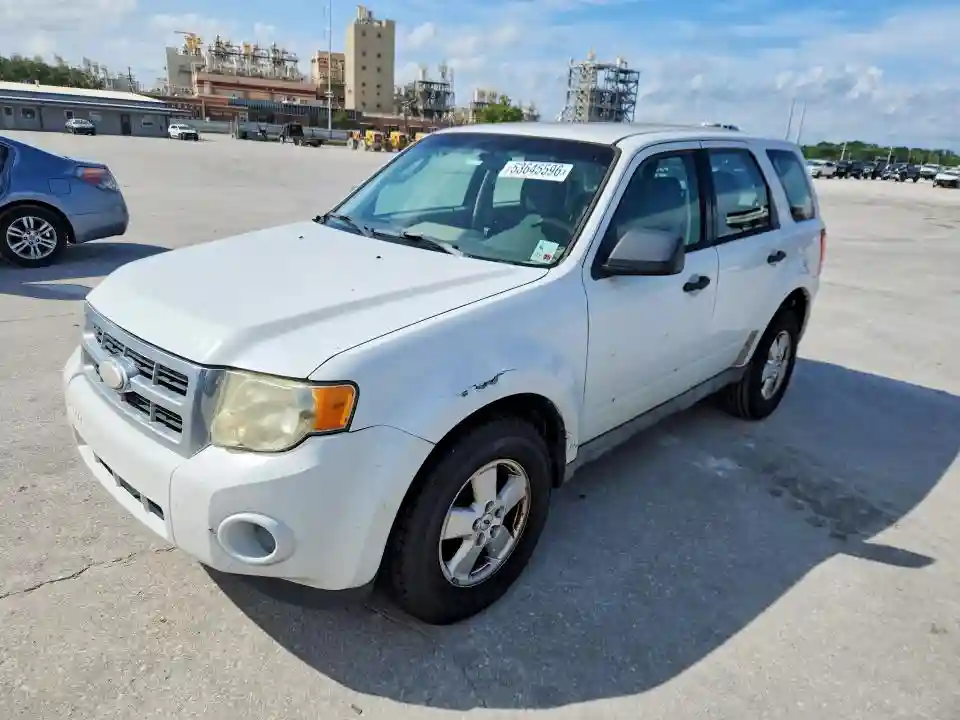 1FMCU0C70AKC97475 2010 FORD ESCAPE-0