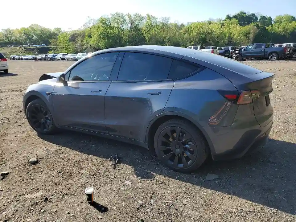 7SAYGDEE3NA013523 2022 TESLA MODEL Y-1