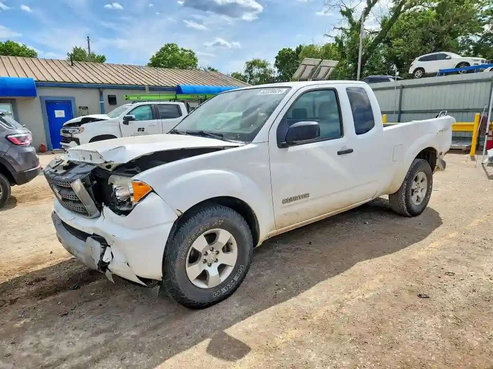 5Z62D0CT2AC429354 2010 SUZUKI EQUATOR BA-0