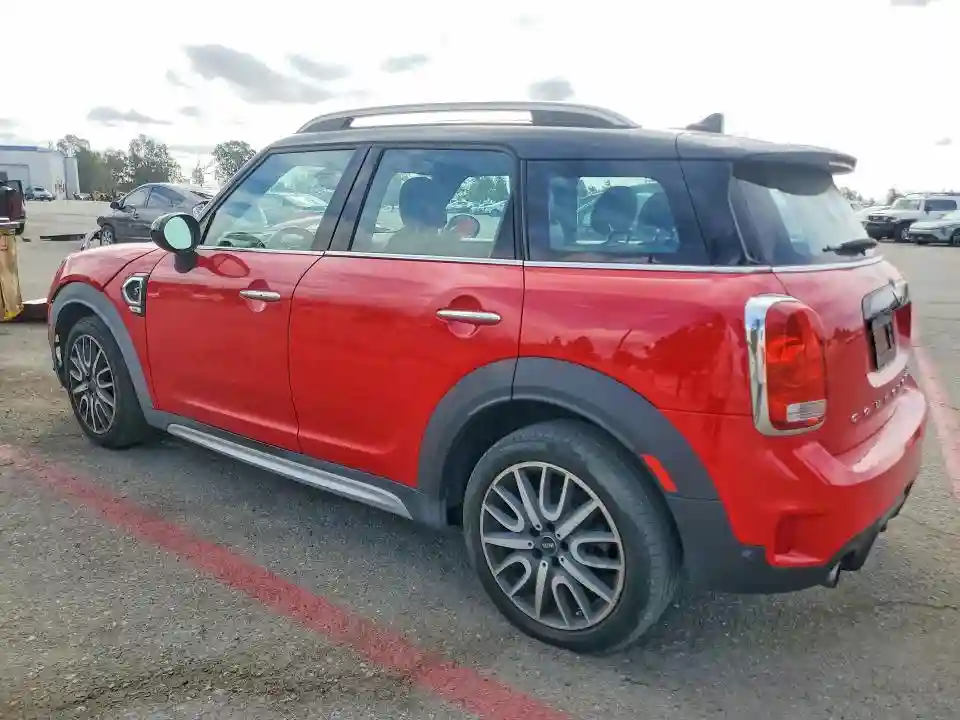 WMZYT3C3XJ3E93917 2018 MINI COOPER-1