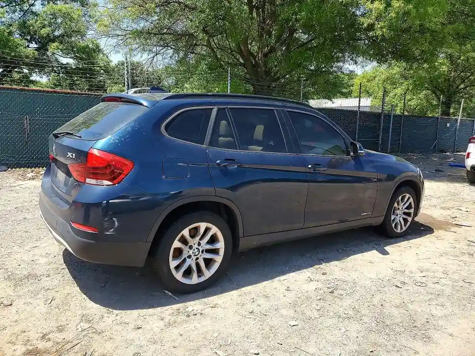 WBAVL1C59FVY28941 2015 BMW X1-2