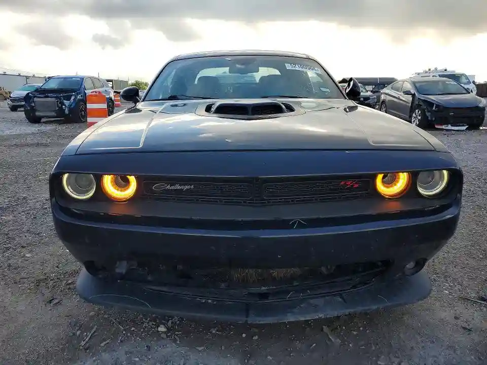 2C3CDZFJ2LH104158 2020 DODGE CHALLENGER-4
