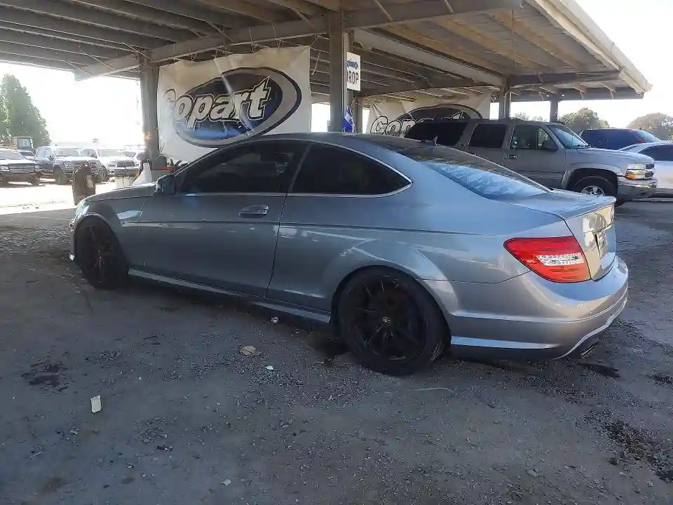 WDDGJ4HB8CF934908 2012 MERCEDES-BENZ C-CLASS-1