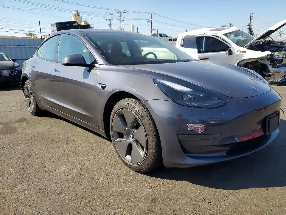 5YJ3E1EA5PF665994 2023 TESLA MODEL 3-3