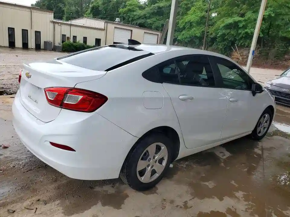 1G1BC5SM2J7222456 2018 CHEVROLET CRUZE-2