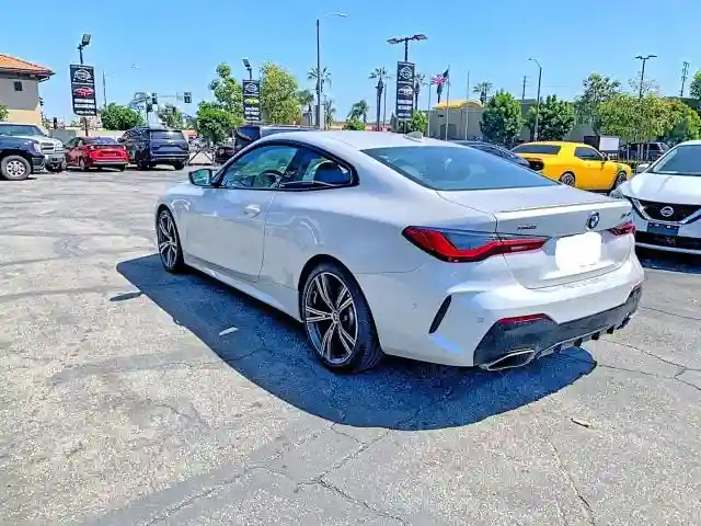 WBA13AR07MCF66830 2021 BMW M4-2
