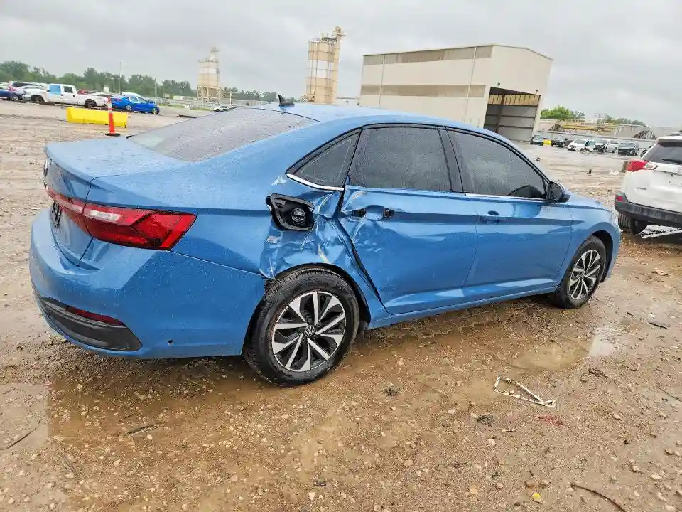 3VW5X7BU5SM109190 2025 VOLKSWAGEN JETTA-2