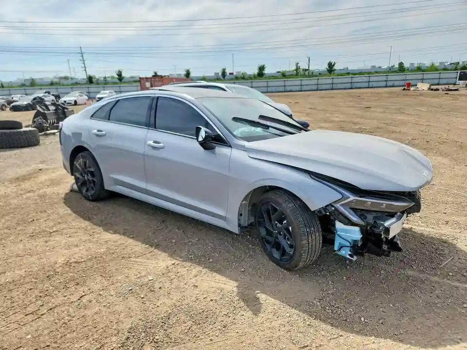 KNAG64J70T5415212 2026 KIA K5-3