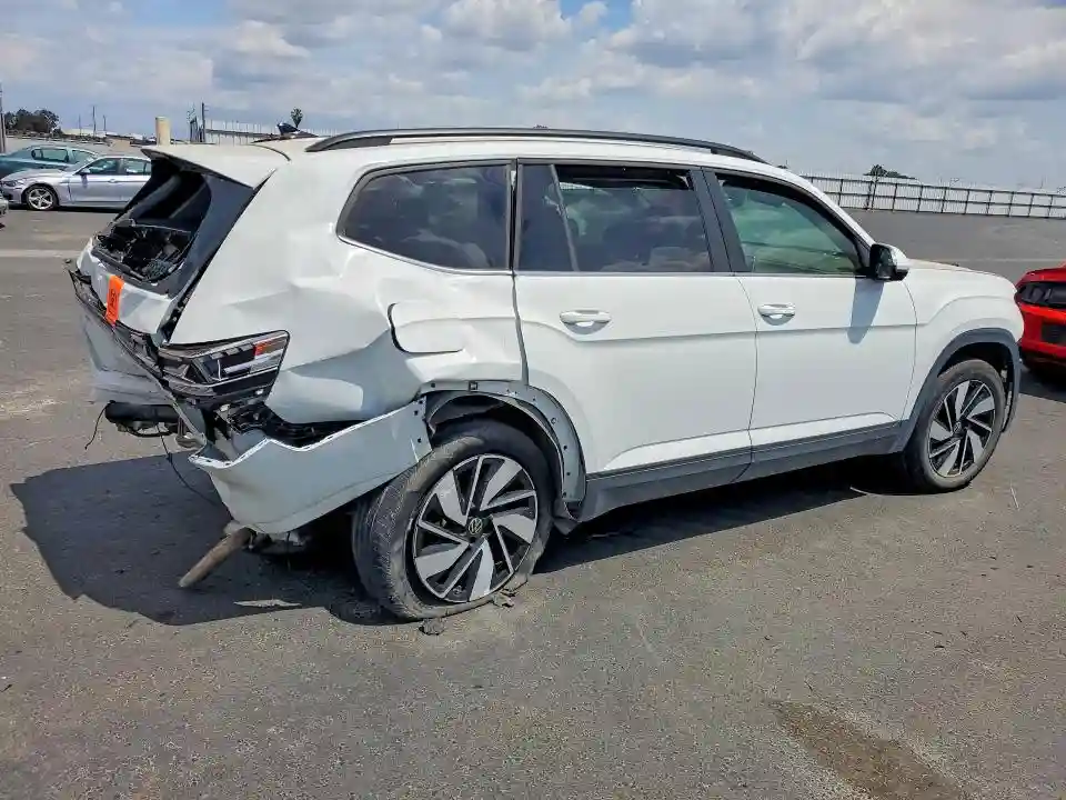 1V2HR2CAXSC500322 2025 VOLKSWAGEN ATLAS-2