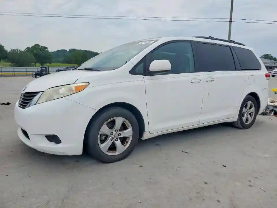 5TDKK3DC3BS149849 2011 TOYOTA SIENNA-0