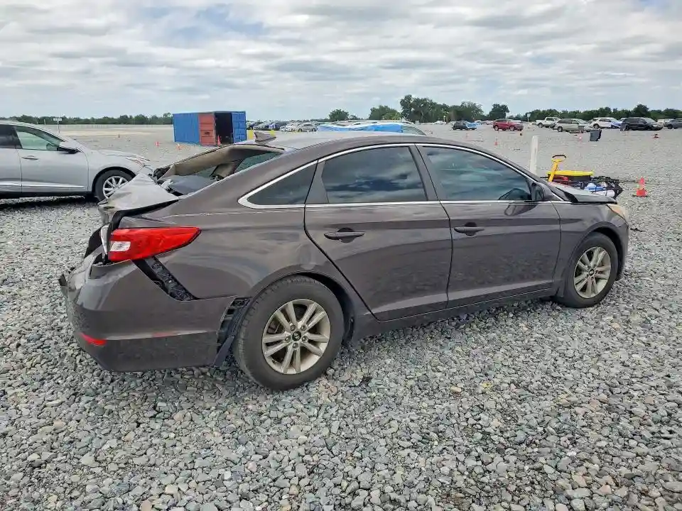5NPE24AF7FH171916 2015 HYUNDAI SONATA-2
