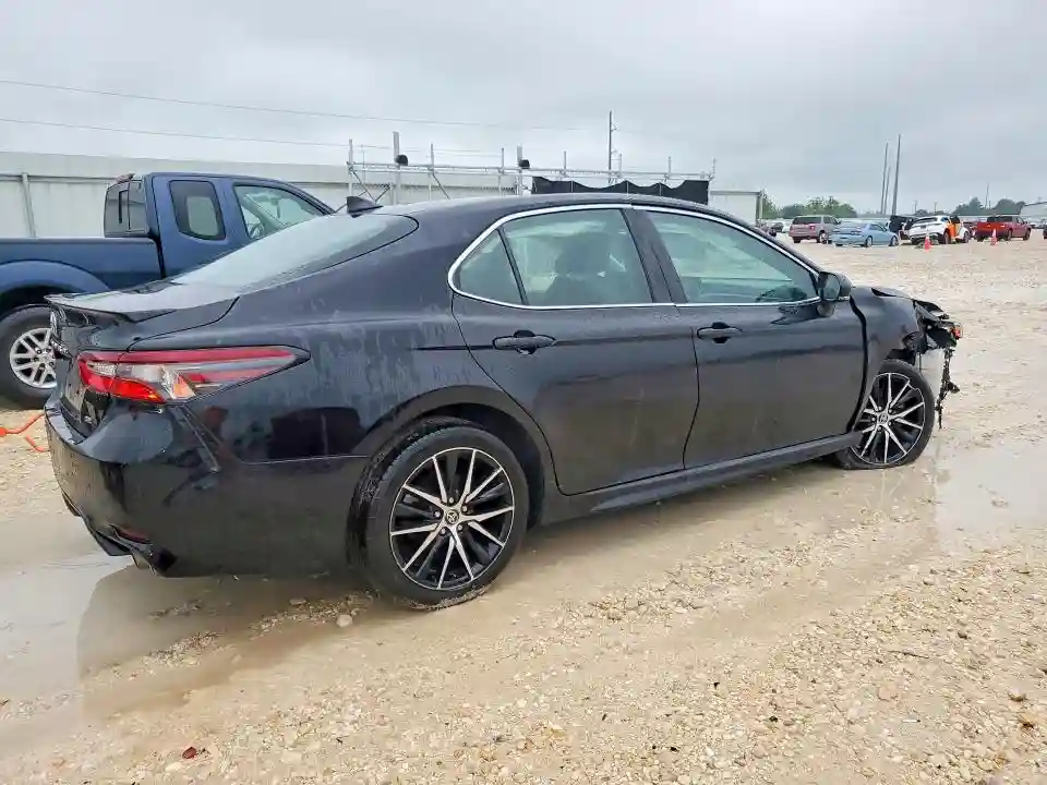 4T1G11AK3NU642936 2022 TOYOTA CAMRY-2
