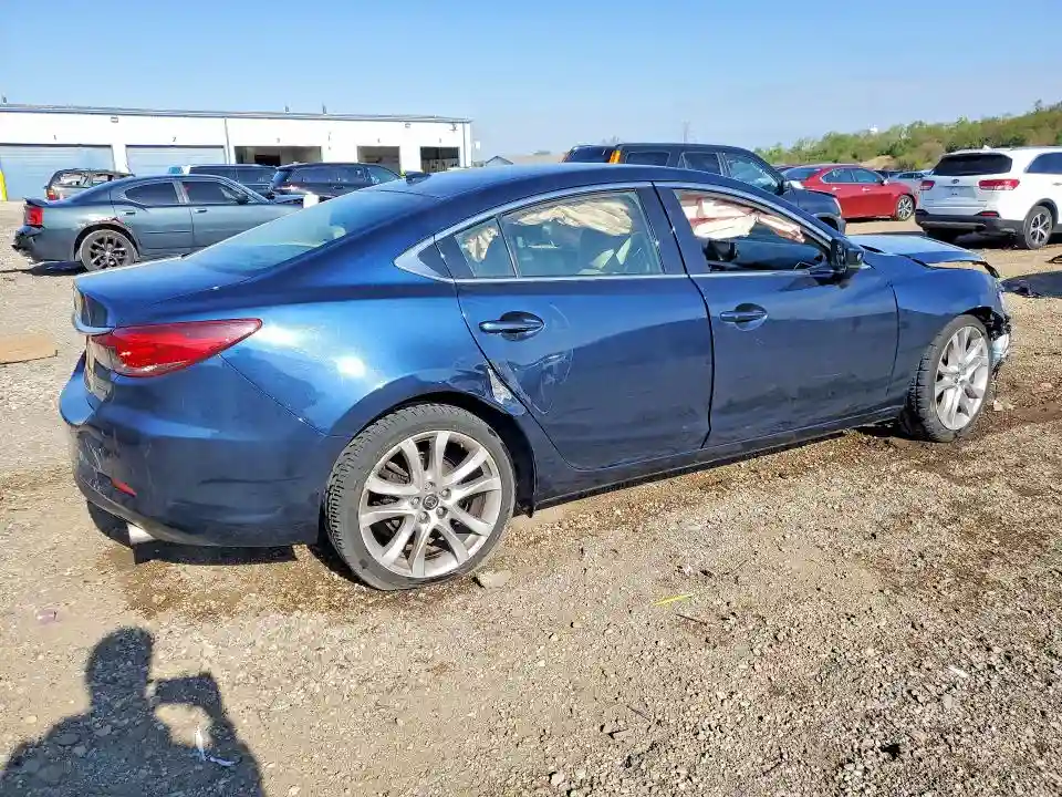 JM1GL1V51H1138426 2017 MAZDA 6-2