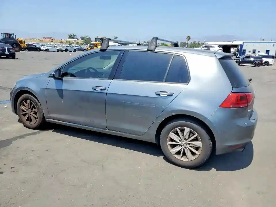 3VW217AU6FM020286 2015 VOLKSWAGEN GOLF-1