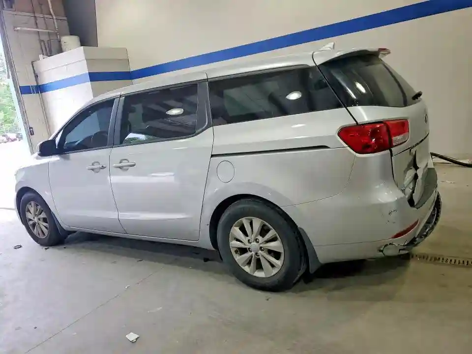 KNDMB5C15J6349912 2018 KIA SEDONA-1