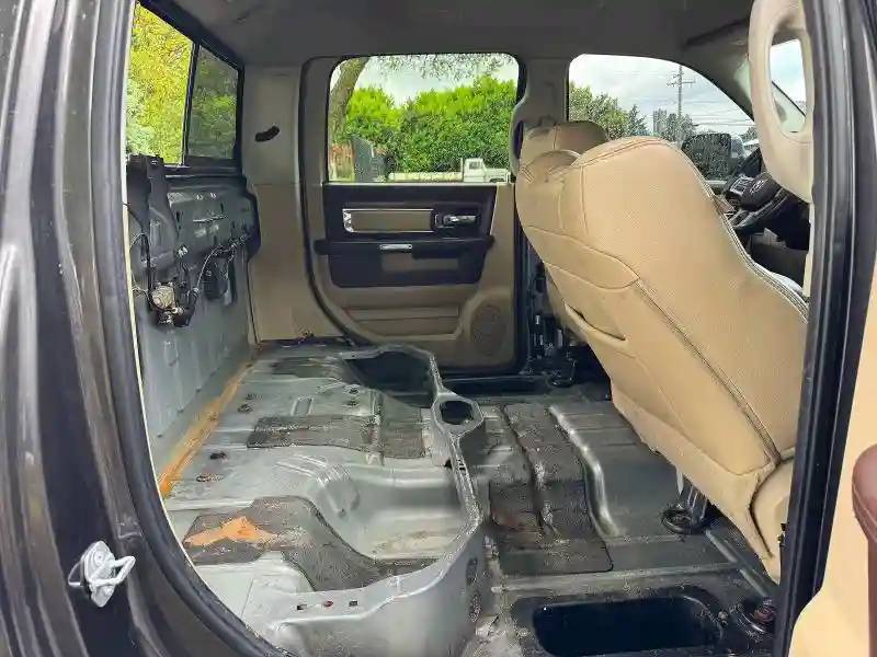 3C6UR5FL7FG673076 2015 RAM 2500-5