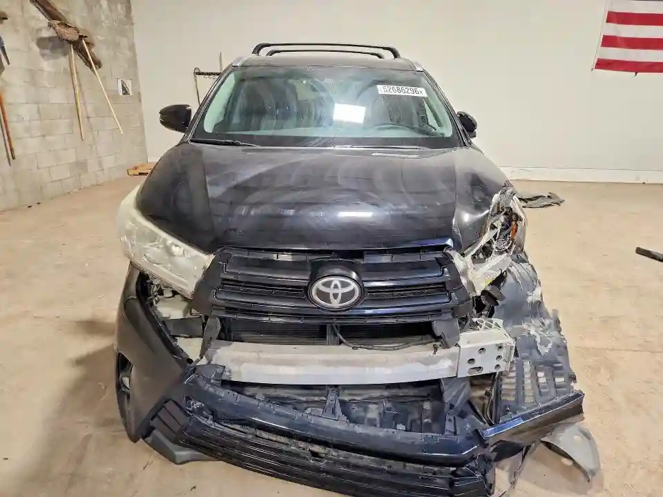 5TDJZRFH0HS389212 2017 TOYOTA HIGHLANDER-4