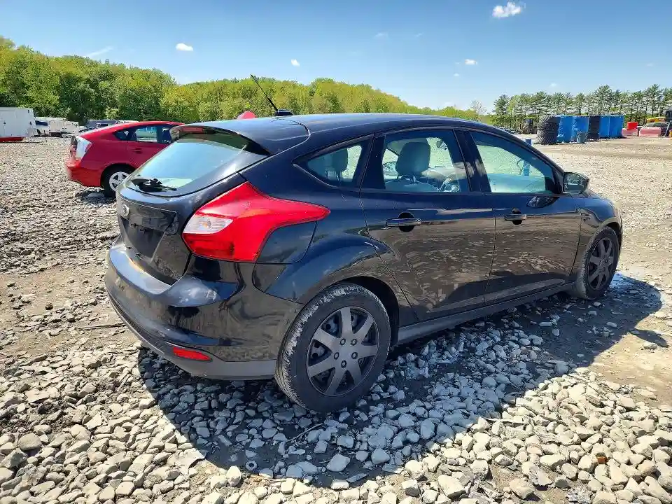 1FAHP3K25CL345693 2012 FORD FOCUS-2