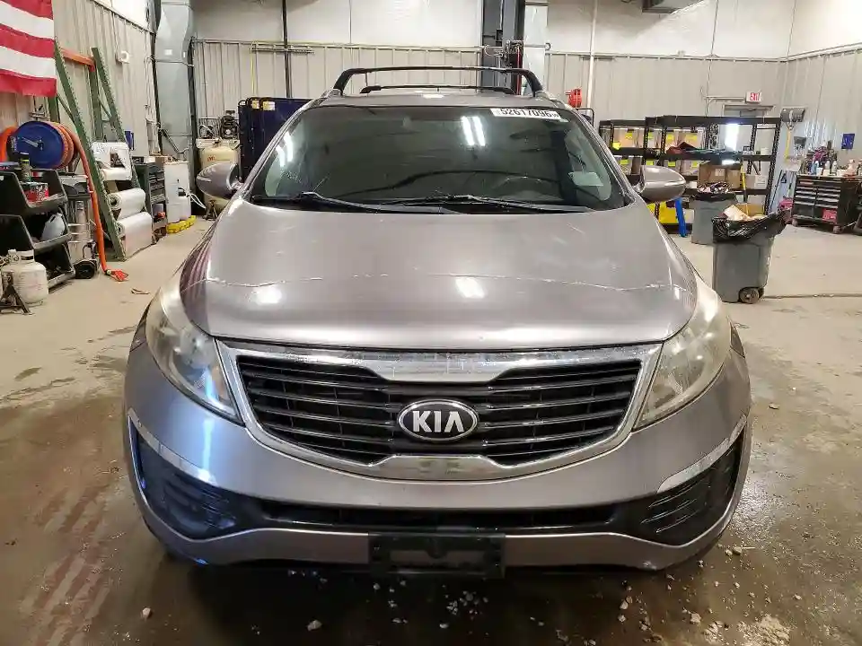 KNDPBCA22D7401797 2013 KIA SPORTAGE-4