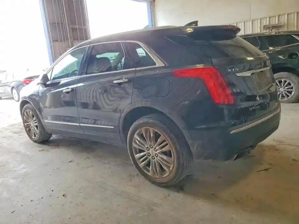 1GYKNCRS9HZ105508 2017 CADILLAC XT5-1