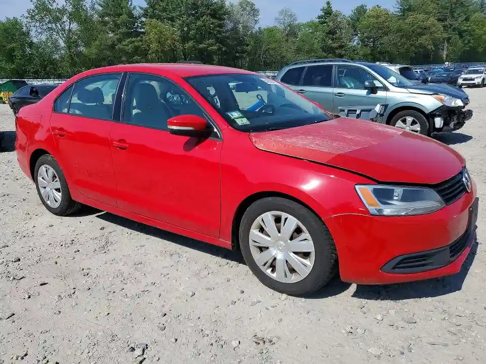 3VWDP7AJXCM416973 2012 VOLKSWAGEN JETTA-3
