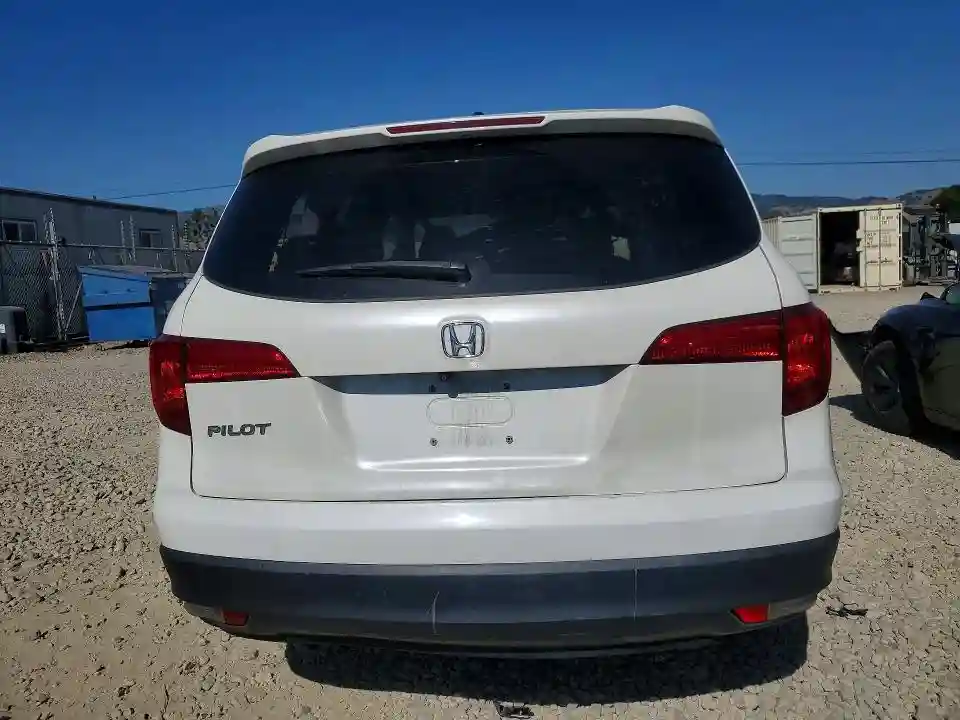 5FNYF5H34JB000440 2018 HONDA PILOT-5