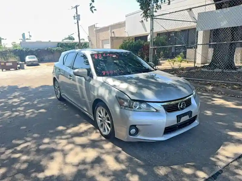 JTHKD5BH9B2028429 2011 LEXUS CT 200-0