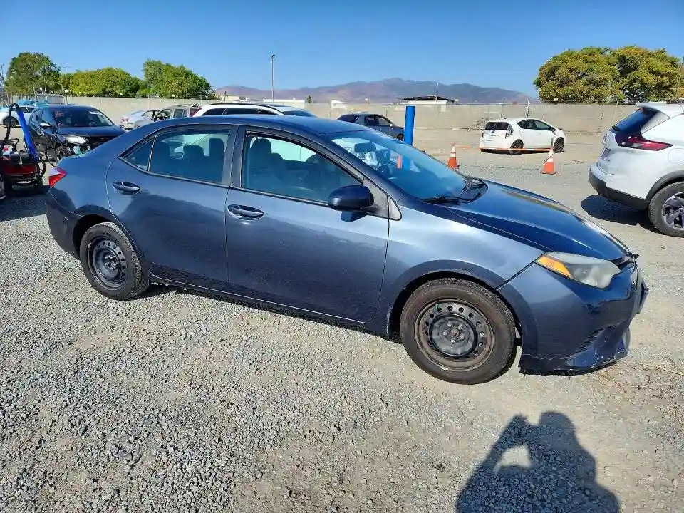 2T1BURHE1EC086742 2014 TOYOTA COROLLA-3