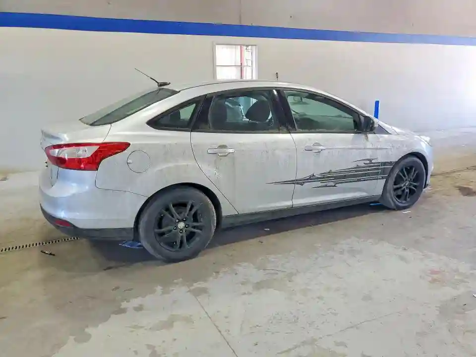 1FADP3F22EL425089 2014 FORD FOCUS-2