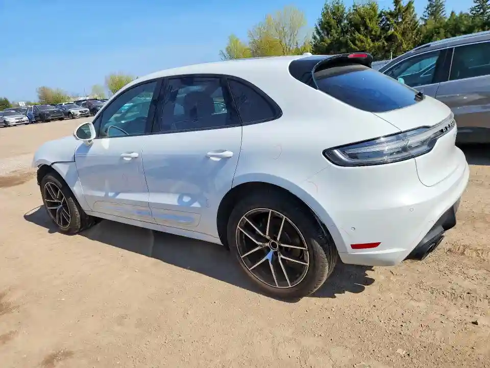 WP1AG2A55RLB35393 2024 PORSCHE MACAN-1