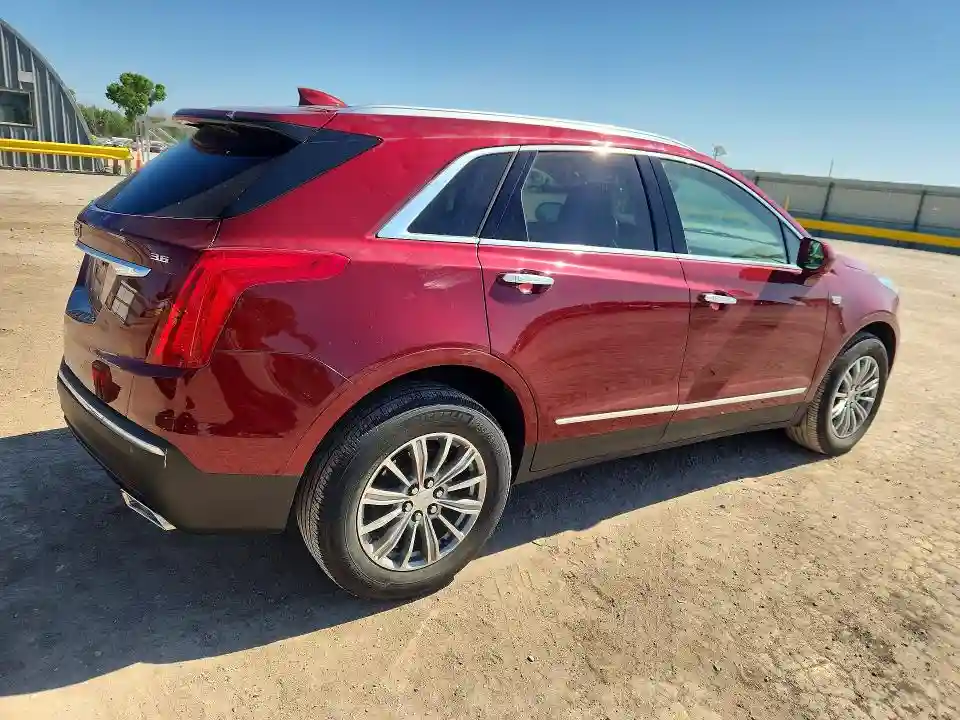 1GYKNBRSXHZ118231 2017 CADILLAC XT5-2