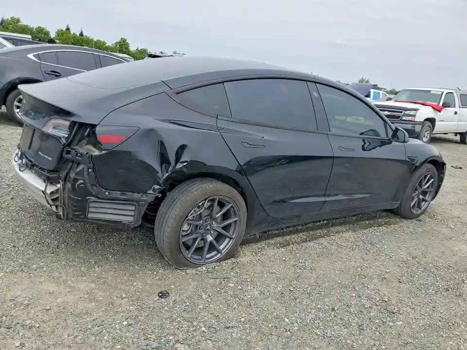5YJ3E1EB9MF072286 2021 TESLA MODEL 3-2