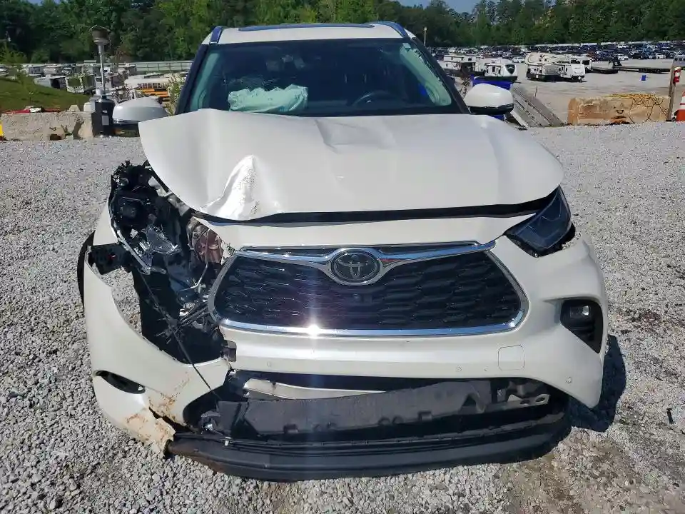 5TDDZRBH8MS068404 2021 TOYOTA HIGHLANDER-4