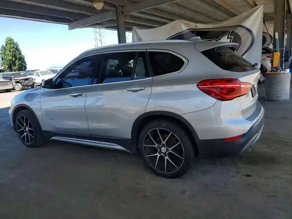 WBXHT3C30G5E56309 2016 BMW X1-1