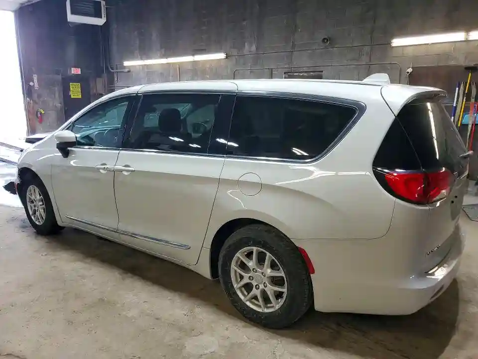 2C4RC1CG1HR665570 2017 CHRYSLER PACIFICA-1