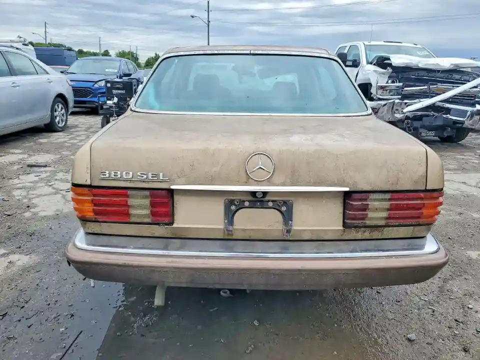 WDBCA33A7DB044151 1983 MERCEDES-BENZ 380-CLASS-5