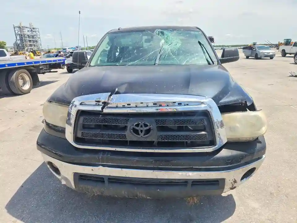 5TFDW5F16BX188028 2011 TOYOTA TUNDRA-4