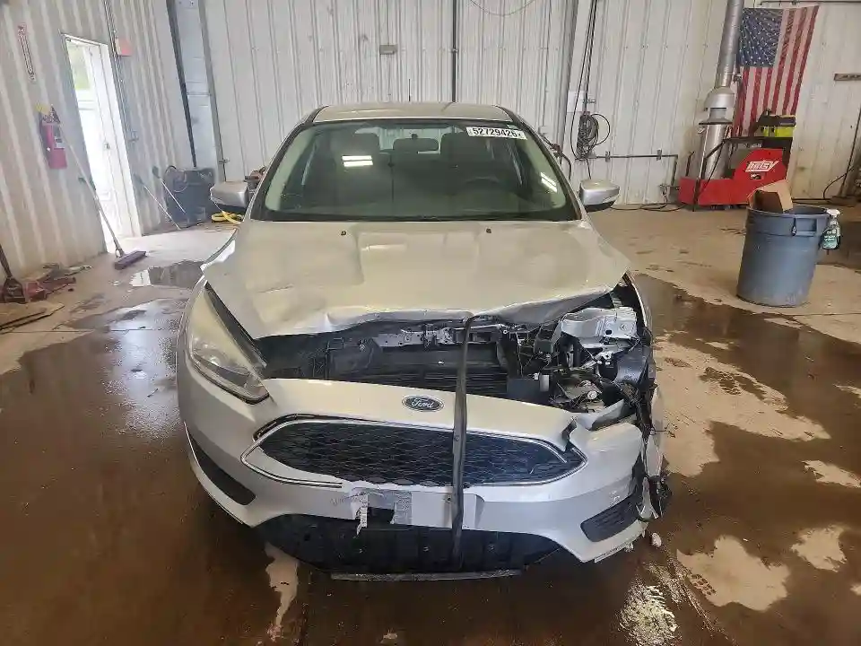 1FADP3K23HL279215 2017 FORD FOCUS-4