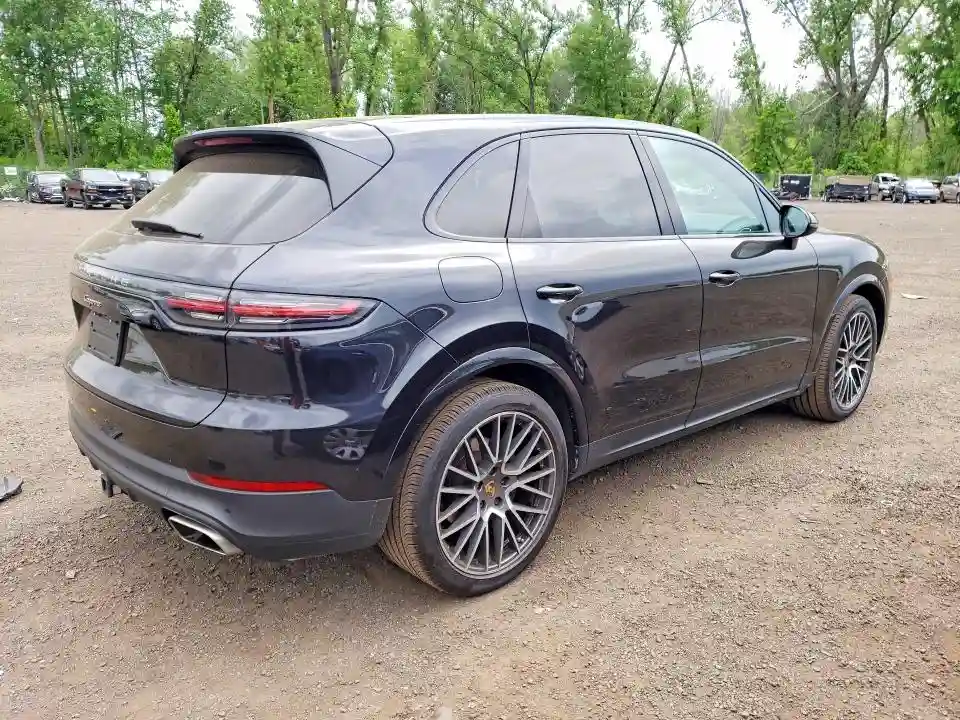 WP1AA2AY7MDA07252 2021 PORSCHE CAYENNE-2